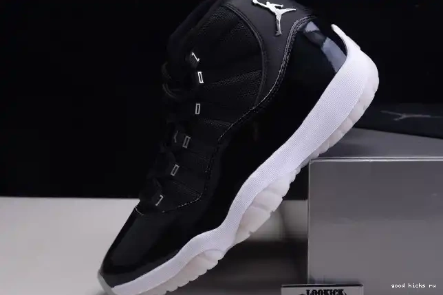 CT8012-011 Air 25th Jordan Anniversary 11 0611